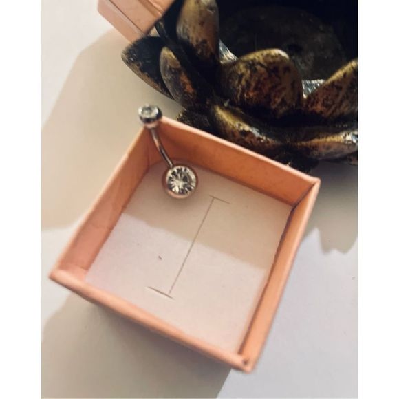 WHITE SAPPHIRE AND SILVER BLING BELLY RING - Picture 1 of 7